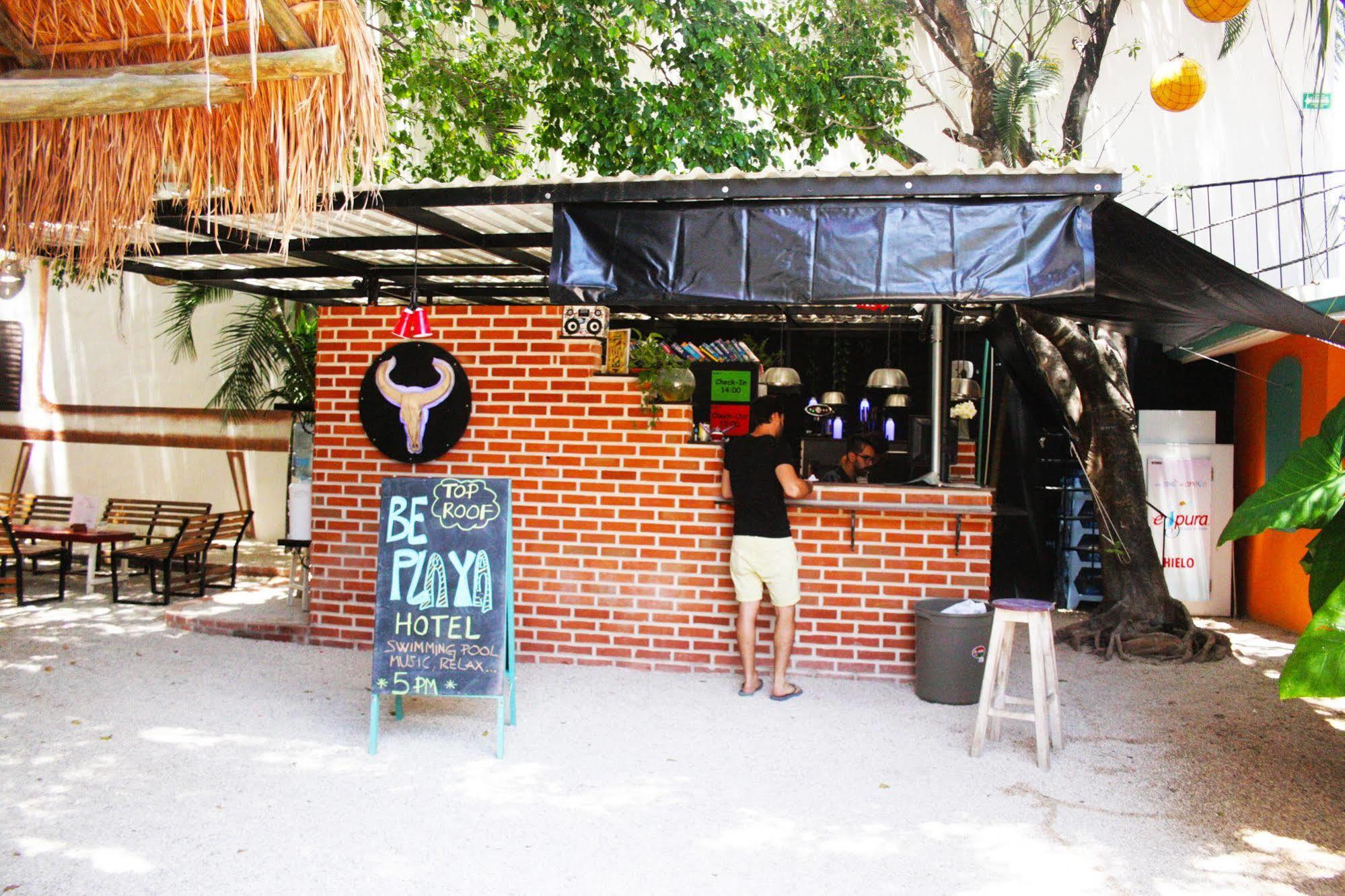 The Yak Hostel Playa del Carmen Exterior foto